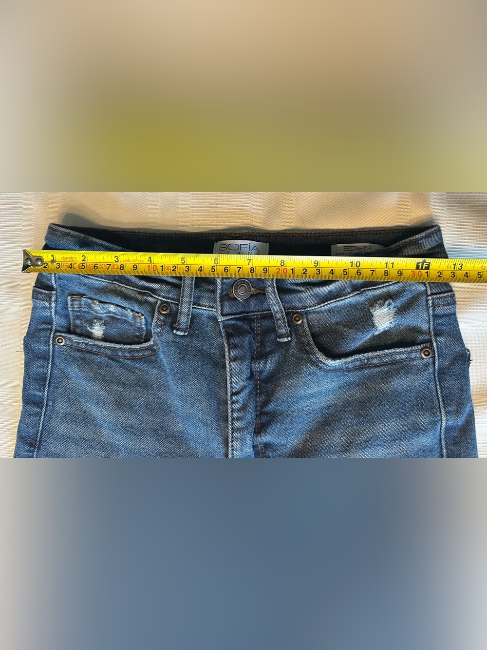 Super High Rise Straight Sofia Vergara Women Jeans Eden Light Distressed Size 2 - Picture 6 of 8